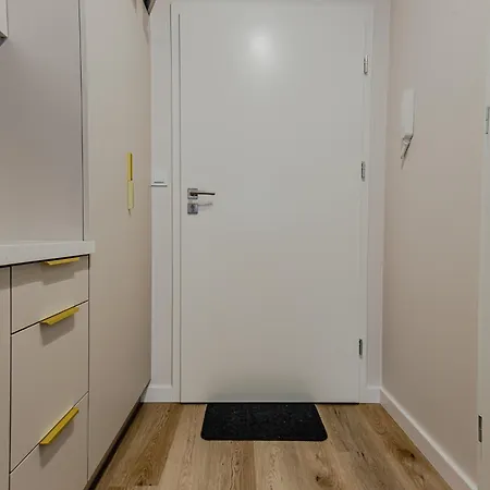 Apartment Rz Leszka Czarnego 37 Superapart